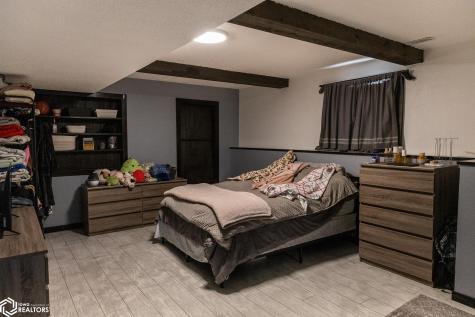 912 9th Street NE Belmond IA 50421