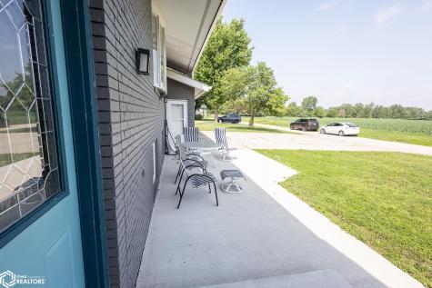 912 9th Street NE Belmond IA 50421
