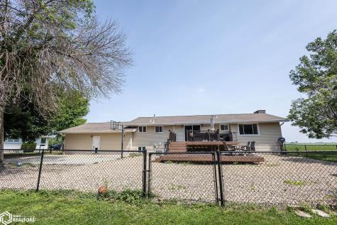 912 9th Street NE Belmond IA 50421