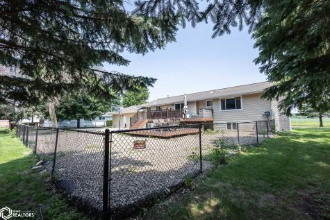 912 9th Street NE Belmond IA 50421