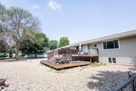 912 9th Street NE Belmond IA 50421