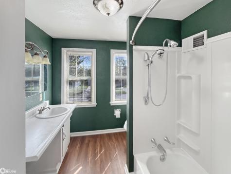403 Jason Avenue Iowa Falls IA 50126