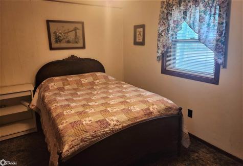 908 N Wooster Street Algona IA 50511
