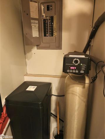 908 N Wooster Street Algona IA 50511