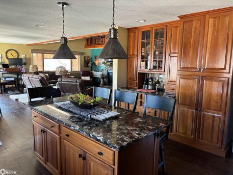 2 Hillcrest Street Ventura IA 50482