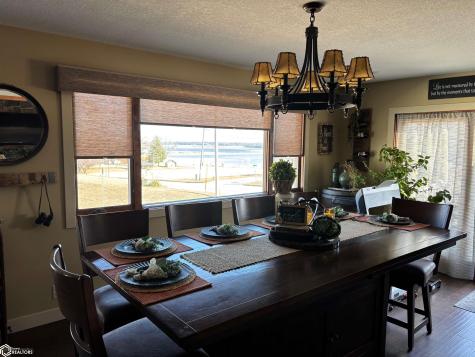 2 Hillcrest Street Ventura IA 50482