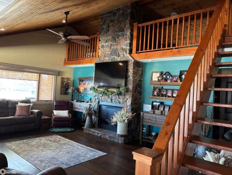 2 Hillcrest Street Ventura IA 50482