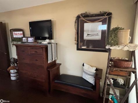 2 Hillcrest Street Ventura IA 50482