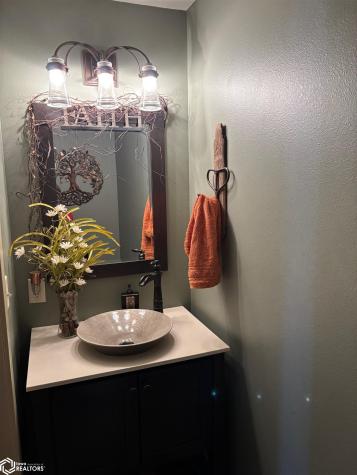 2 Hillcrest Street Ventura IA 50482