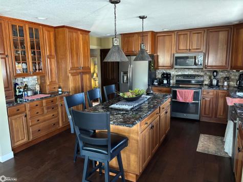 2 Hillcrest Street Ventura IA 50482