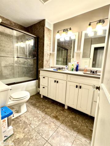 341 S Carolina Avenue Mason City IA 50401