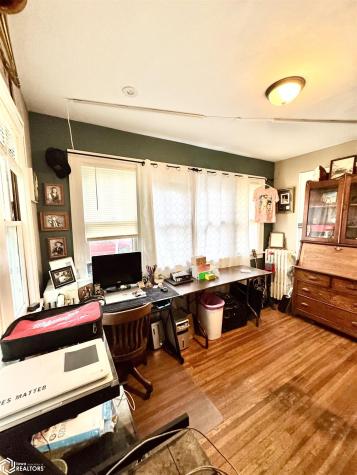 341 S Carolina Avenue Mason City IA 50401