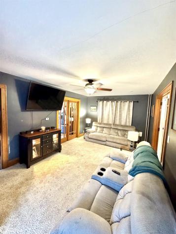 341 S Carolina Avenue Mason City IA 50401