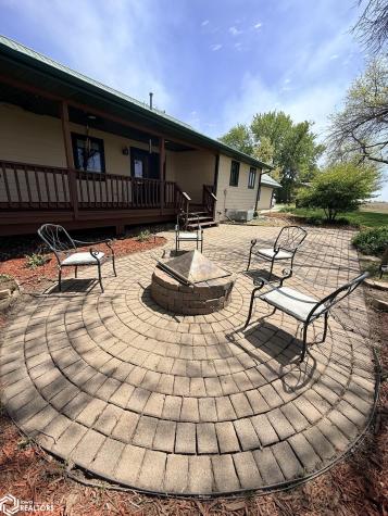 1279 Reed Avenue Belmond IA 50421