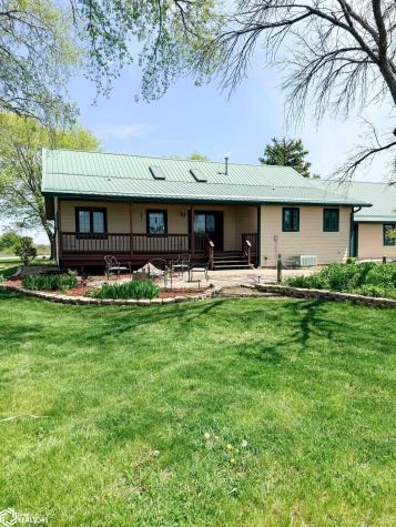 1279 Reed Avenue Belmond IA 50421