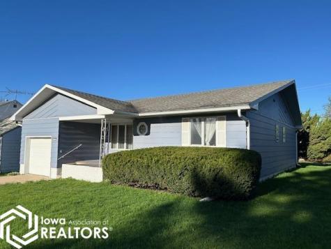 205 Carson Iowa Falls IA 50126