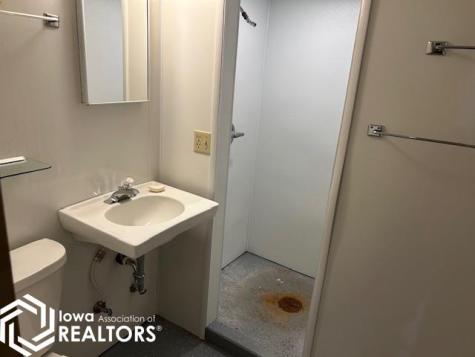 205 Carson Iowa Falls IA 50126