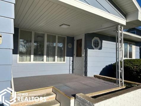 205 Carson Iowa Falls IA 50126
