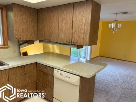205 Carson Iowa Falls IA 50126