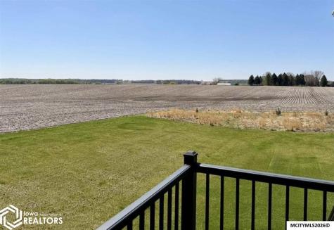 4848 Nightingale Avenue Northwood IA 50459