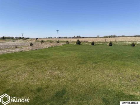 4848 Nightingale Avenue Northwood IA 50459