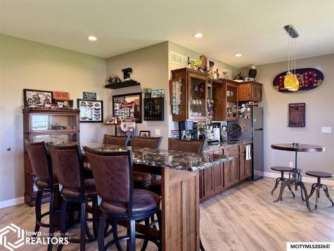 4848 Nightingale Avenue Northwood IA 50459