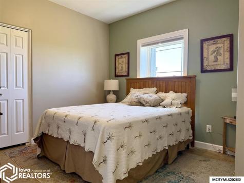 4848 Nightingale Avenue Northwood IA 50459