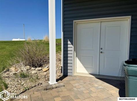 4848 Nightingale Avenue Northwood IA 50459