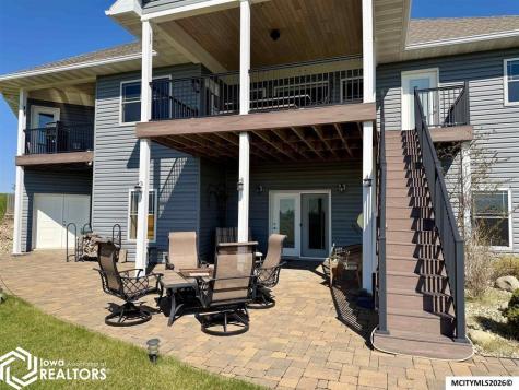 4848 Nightingale Avenue Northwood IA 50459