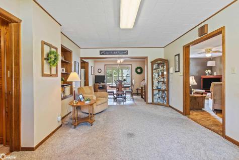 490 W 11th Street Garner IA 50438