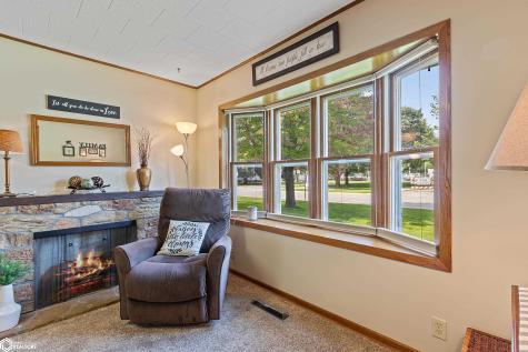 490 W 11th Street Garner IA 50438