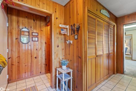 490 W 11th Street Garner IA 50438