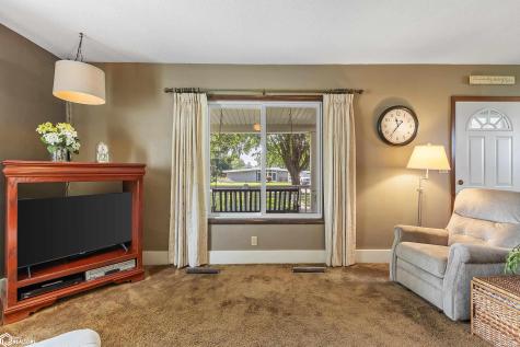 490 W 11th Street Garner IA 50438