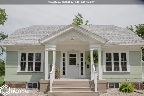 716 1st Avenue NE Hampton IA 50441