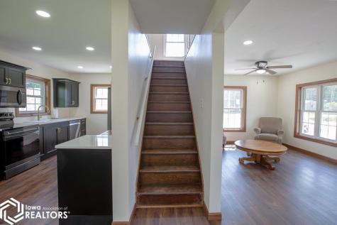 716 1st Avenue NE Hampton IA 50441