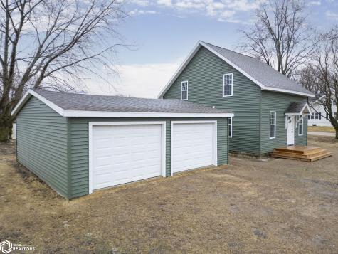 607 S Mill Street Lake Mills IA 50450