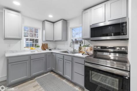 607 S Mill Street Lake Mills IA 50450