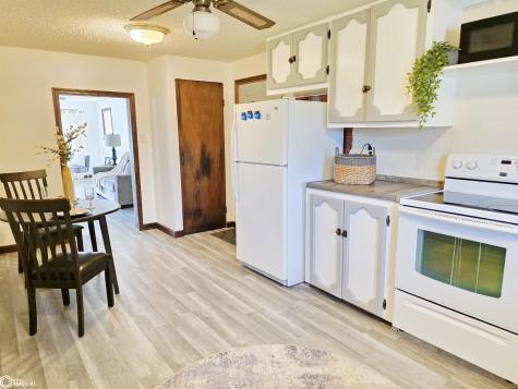 210 E Taft Street Manly IA 50456