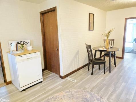 210 E Taft Street Manly IA 50456