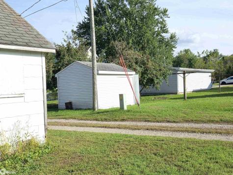 210 E Taft Street Manly IA 50456