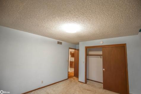 931 E Oak Street Algona IA 50511