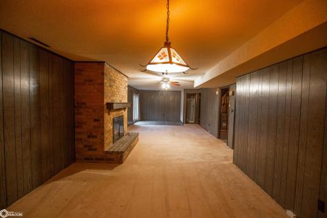 931 E Oak Street Algona IA 50511