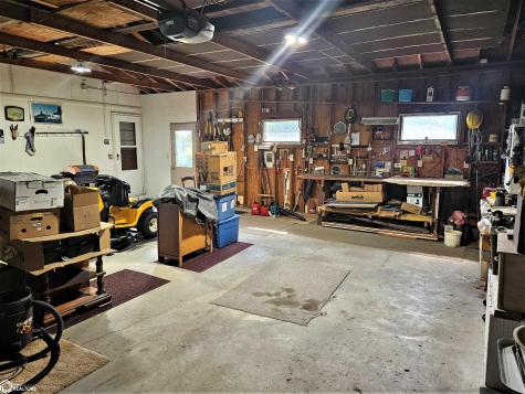 1215 190th Street Algona IA 50511