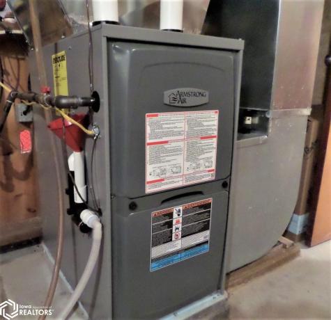 1215 190th Street Algona IA 50511