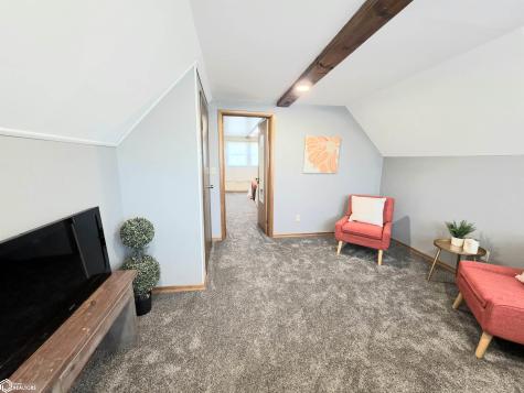 82 Sunny Circle Mason City IA 50401