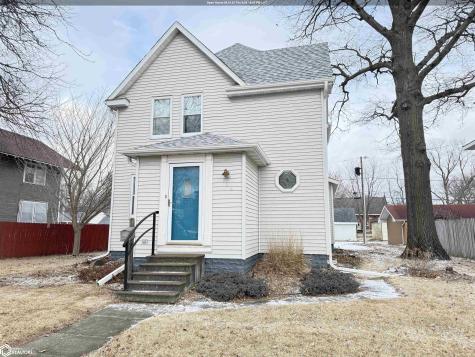 114 4th Street SE Hampton IA 50441
