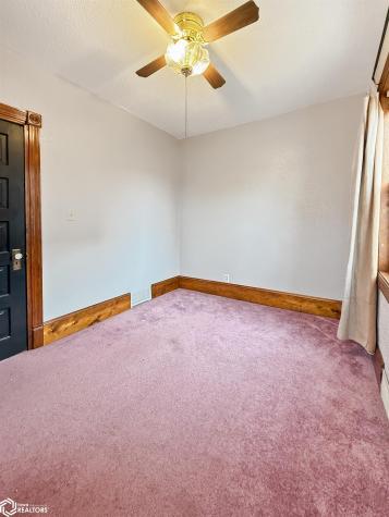 114 4th Street SE Hampton IA 50441