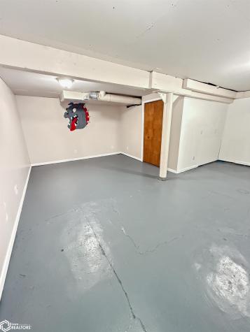 114 4th Street SE Hampton IA 50441