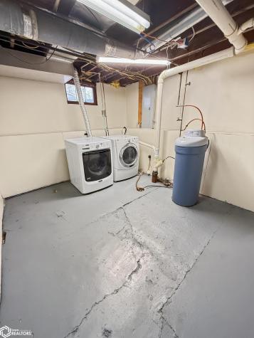 114 4th Street SE Hampton IA 50441