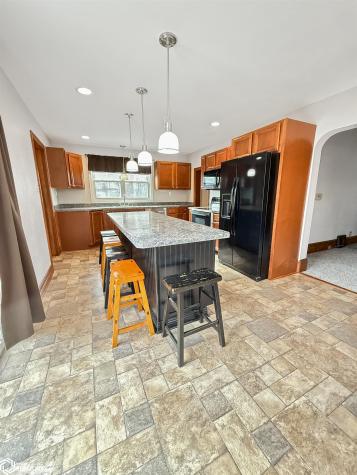 114 4th Street SE Hampton IA 50441